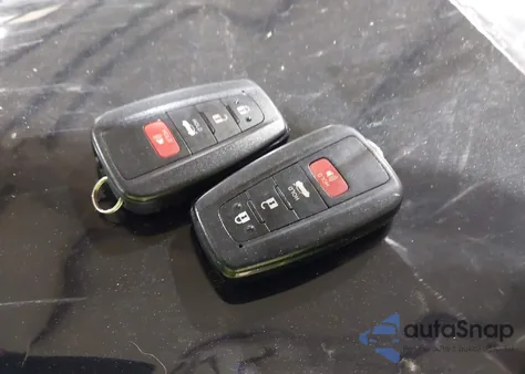 2021 Toyota Corolla Le z USA, uszkodzony, nr VIN JTDVPMAE7MJ162047